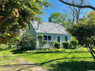 944 Youngs Rd, Orient, NY 11957