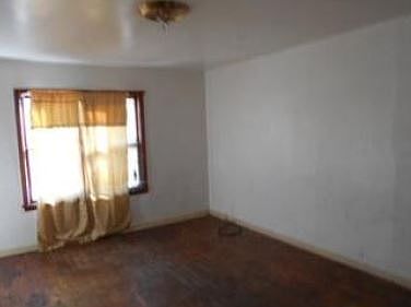 4th image of 4018 E 123rd St