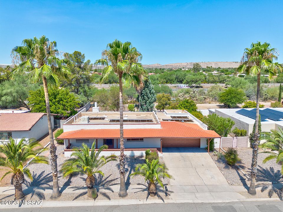 1st image of 841 N Abrego Dr