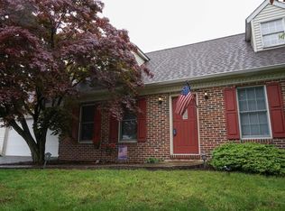 105 Sunrise Ave, Lititz, PA 17543