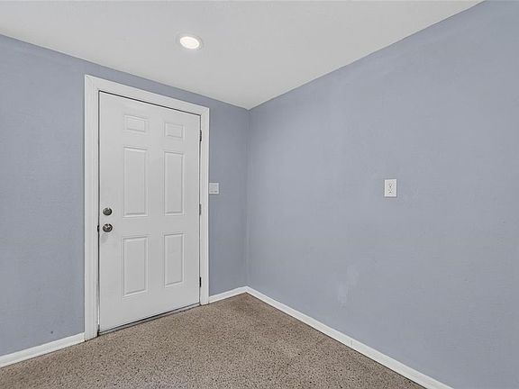 4th image of 506 SHAMROCK ROAD