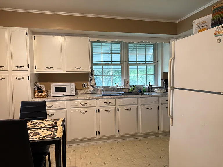486 Willow Rd — Photo 17