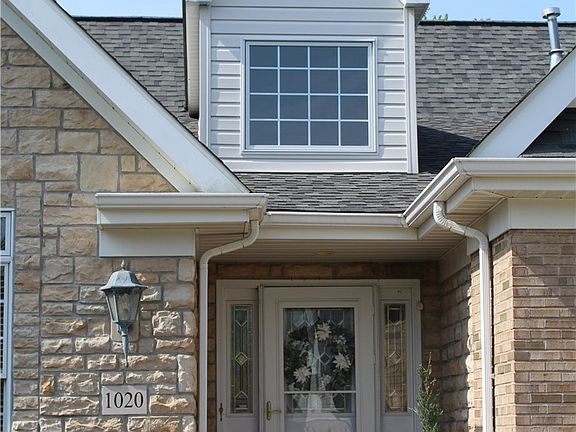 2nd image of 1020 Saddleclub Dr