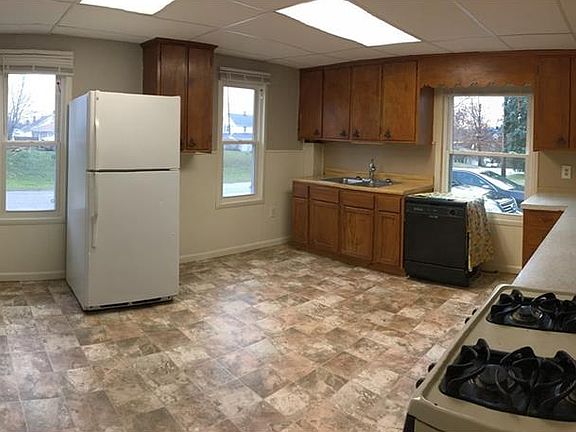 4th image of 578 Grandview Ave