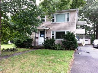 4 Delaney Ave, Dudley, MA 01571