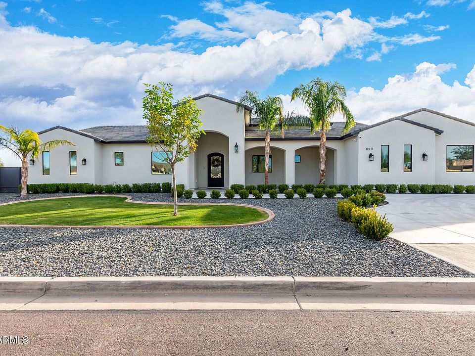 1st image of 8911 W Villa Chula