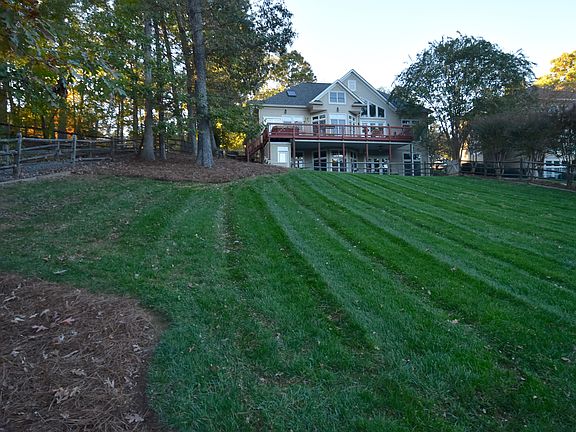 Large Fenced Back Yard