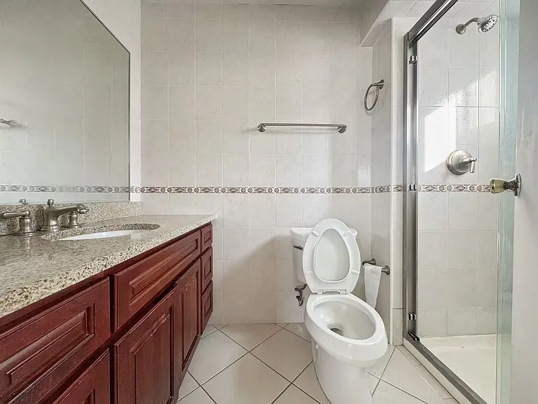 218 Kelly Blvd #2 — Photo 12
