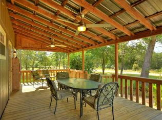 144 Deer Run, Smithville, TX 78957