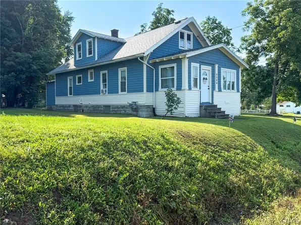 5586 Trenton Rd, Deerfield, NY 13502