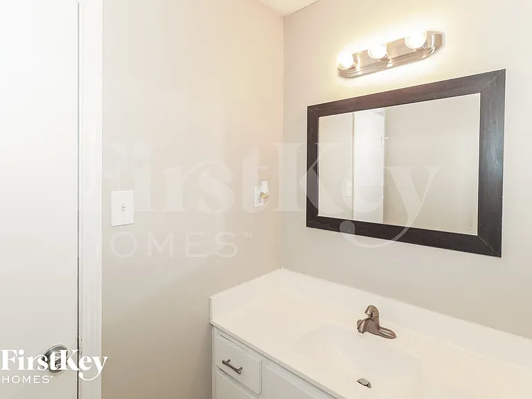 6901 Aspenhill Dr — Photo 9