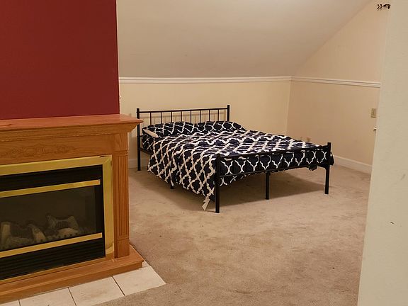 3rd image of 20729 1st Ave S #3