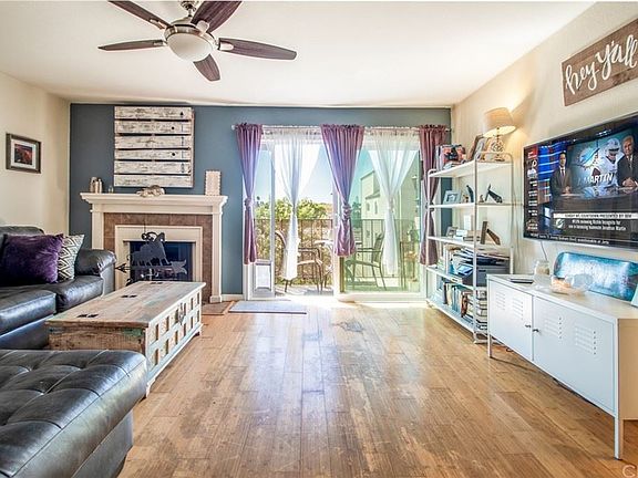 3rd image of 1919 E Beverly Way APT 211