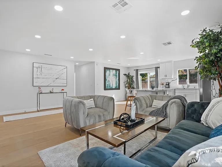 12610 Vandemere St — Photo 21