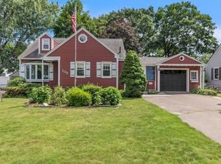 109 Edgewood Ave, Chicopee, MA 01013