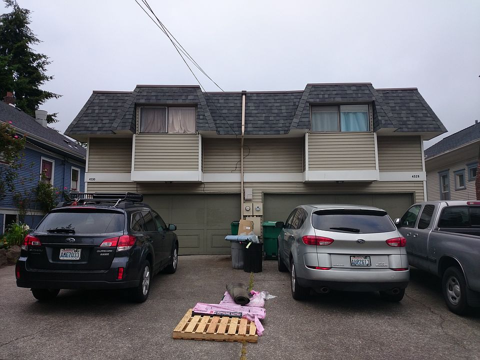 2nd image of 4528 Corliss Ave N