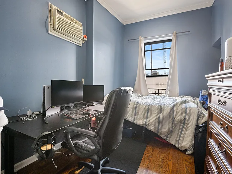 263 1st St #5L — Photo 10
