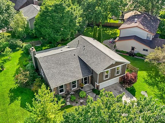 2nd image of 1021 Colony Dr