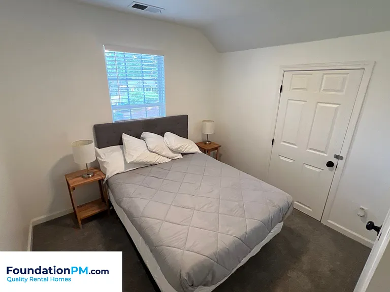 486 High Point Ter — Photo 12