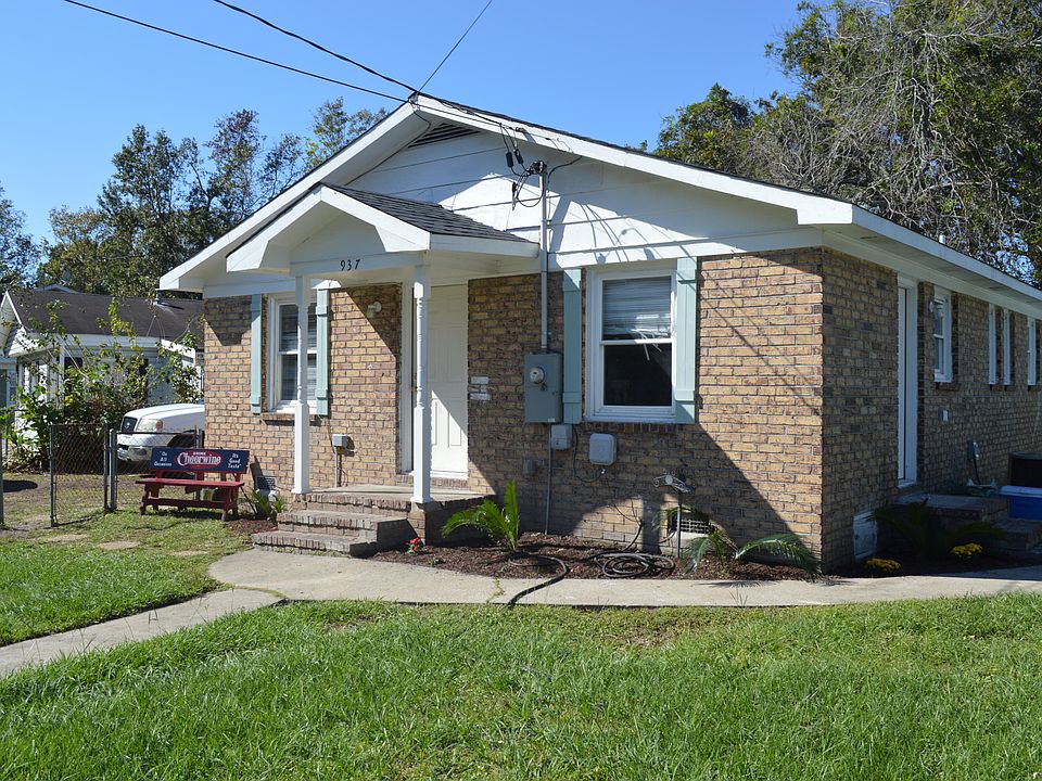 2nd image of 937 Channing St