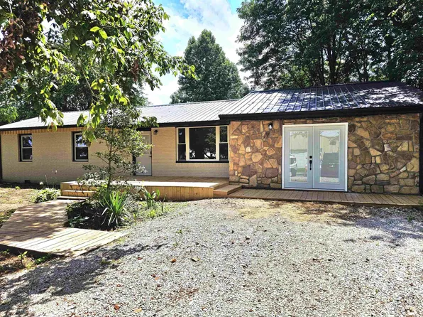 804 Webster St, Grayson, KY 41143