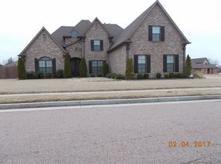 4999 Laurel Greens Dr, Memphis, TN 38125