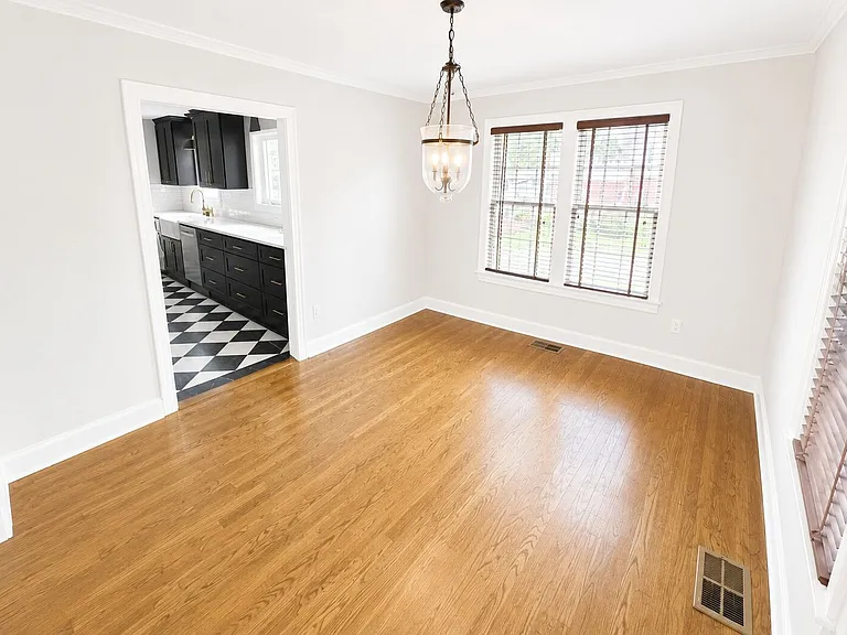 4204 Fairfield Ave — Photo 4