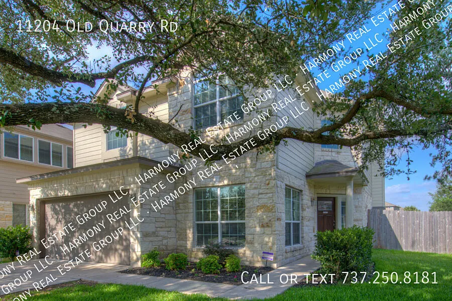 Gorgeous 4 Bedroom 2 bath home in Avery Ranch! — Photo 2