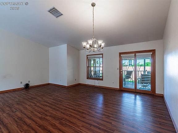 4th image of 1323 Park Ave APT 1