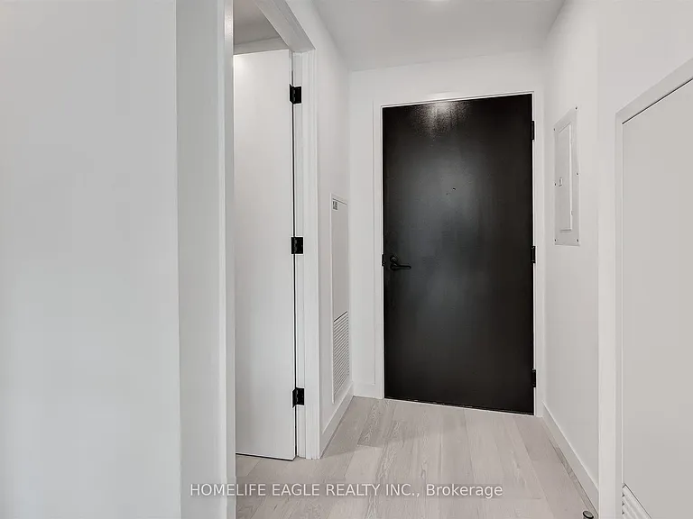 505 Richmond St W #827 — Photo 3