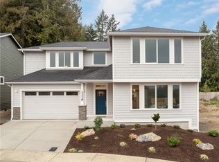 1074 NE Sockeye Ct, Bremerton, WA 98311