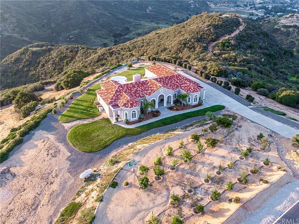 1st image of 39251 Vista Del Bosque