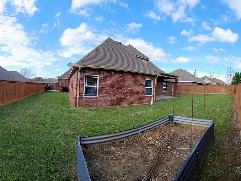 1210 E 134th Pl — Photo 15