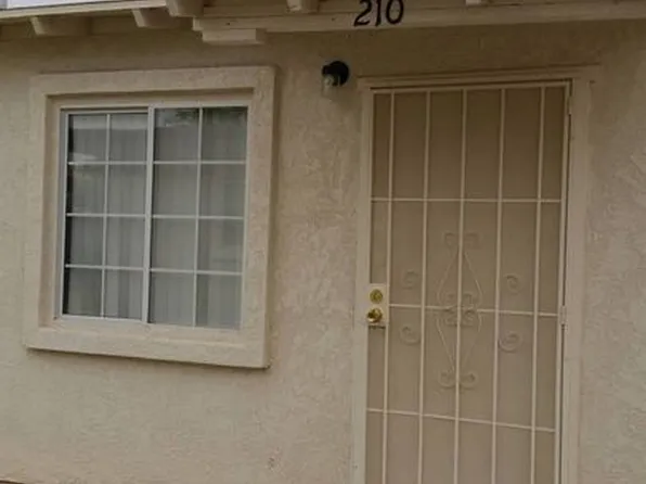 210 B St, Brawley, CA 92227
