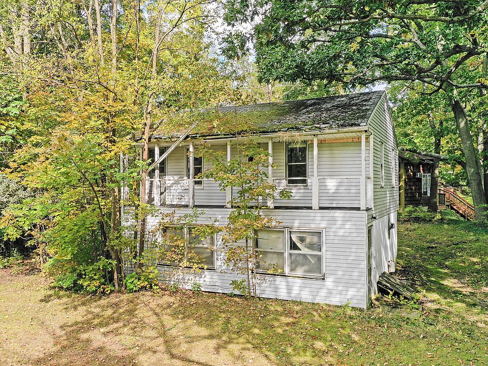 1st image of 9937 Lakeview Dr