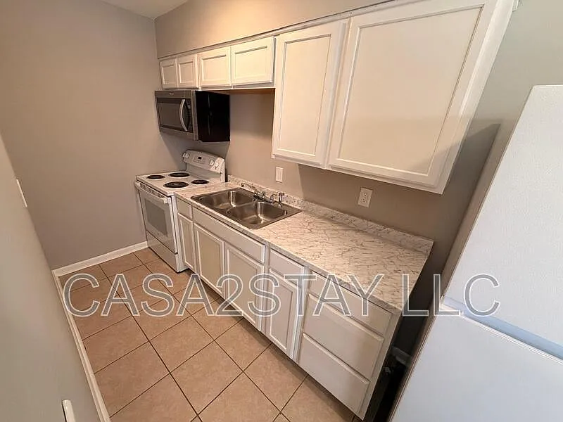5107 Malibu Ct #2