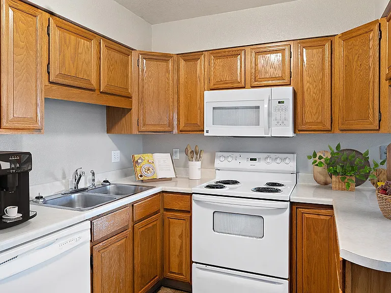 Castlerock Apartment Homes — Photo 2