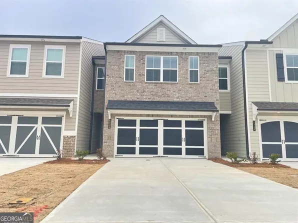 5333 Melbourne Ln, Flowery Branch, GA 30542