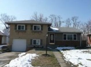 8561 Mockingbird Ln, Cincinnati, OH 45231