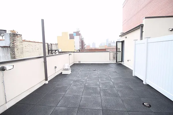 Rented by Bold New York | media 15