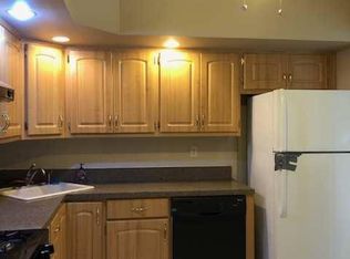 7107 Sutton Pl UNIT 3, Fresh Meadows, NY 11365