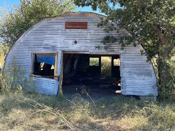 360 Main St, Dundee, KS 67530