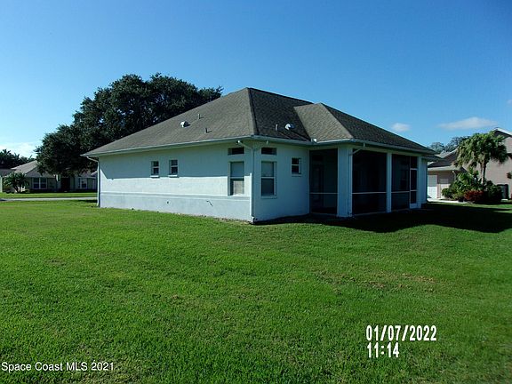 3rd image of 239 Lake Shore Dr #0