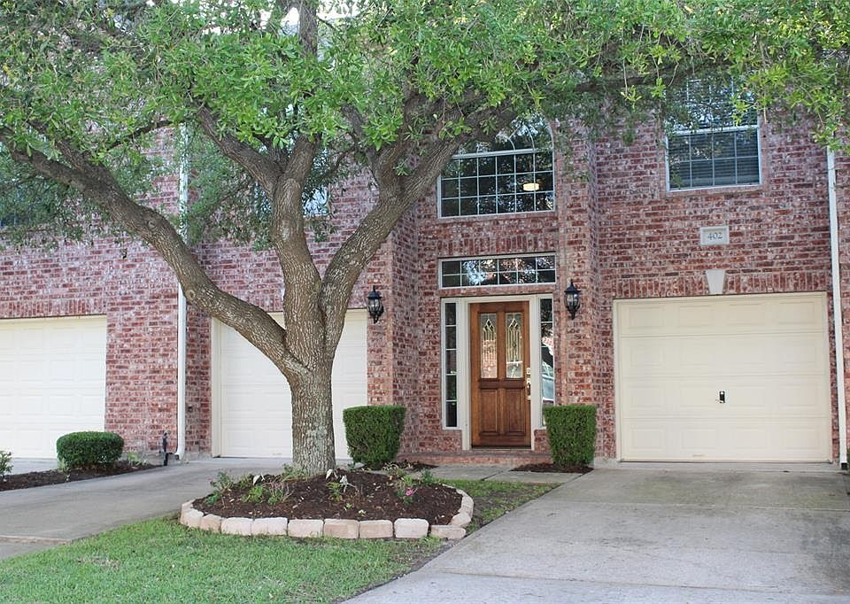1st image of 1408 S Friendswood Dr Unit 402B