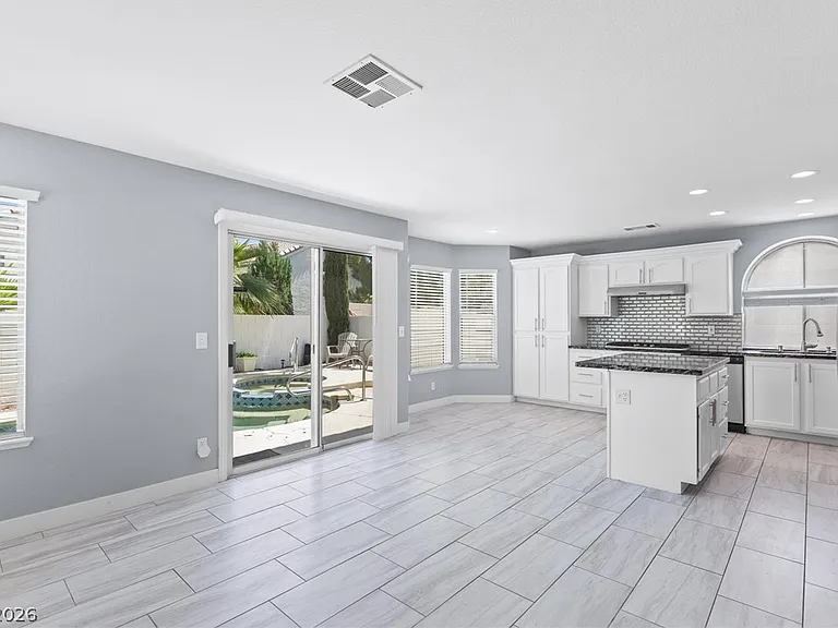 9609 Crystal Cup Cir — Photo 11