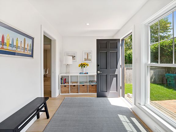 2nd image of 51 Hedges Ln