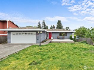 2001 NE 12th St, Renton, WA 98056