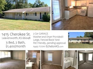1415 Cherokee St, Leavenworth, KS 66048