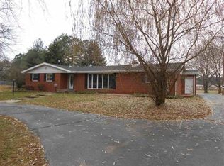 1530 Kimmell Rd, Vincennes, IN 47591