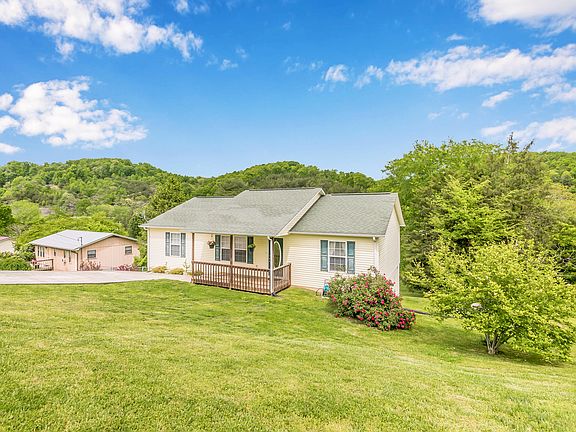 3rd image of 1126 Melton Hill Cir